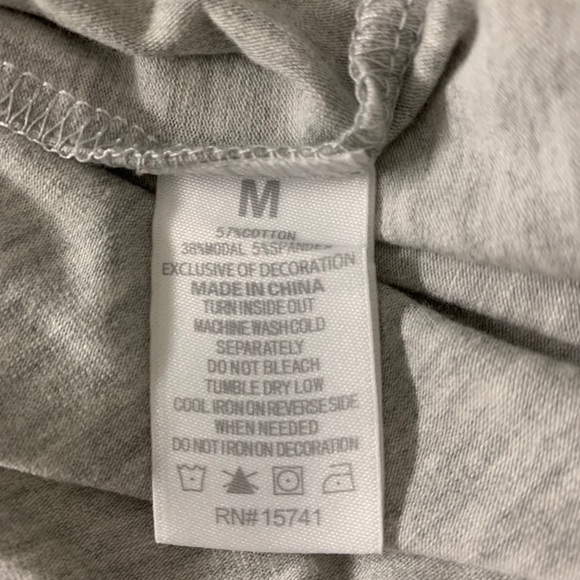 WEAR by Erin Andrews Sea Hawks NFL Long sleeve T-shirt M - Picture 12 of 12